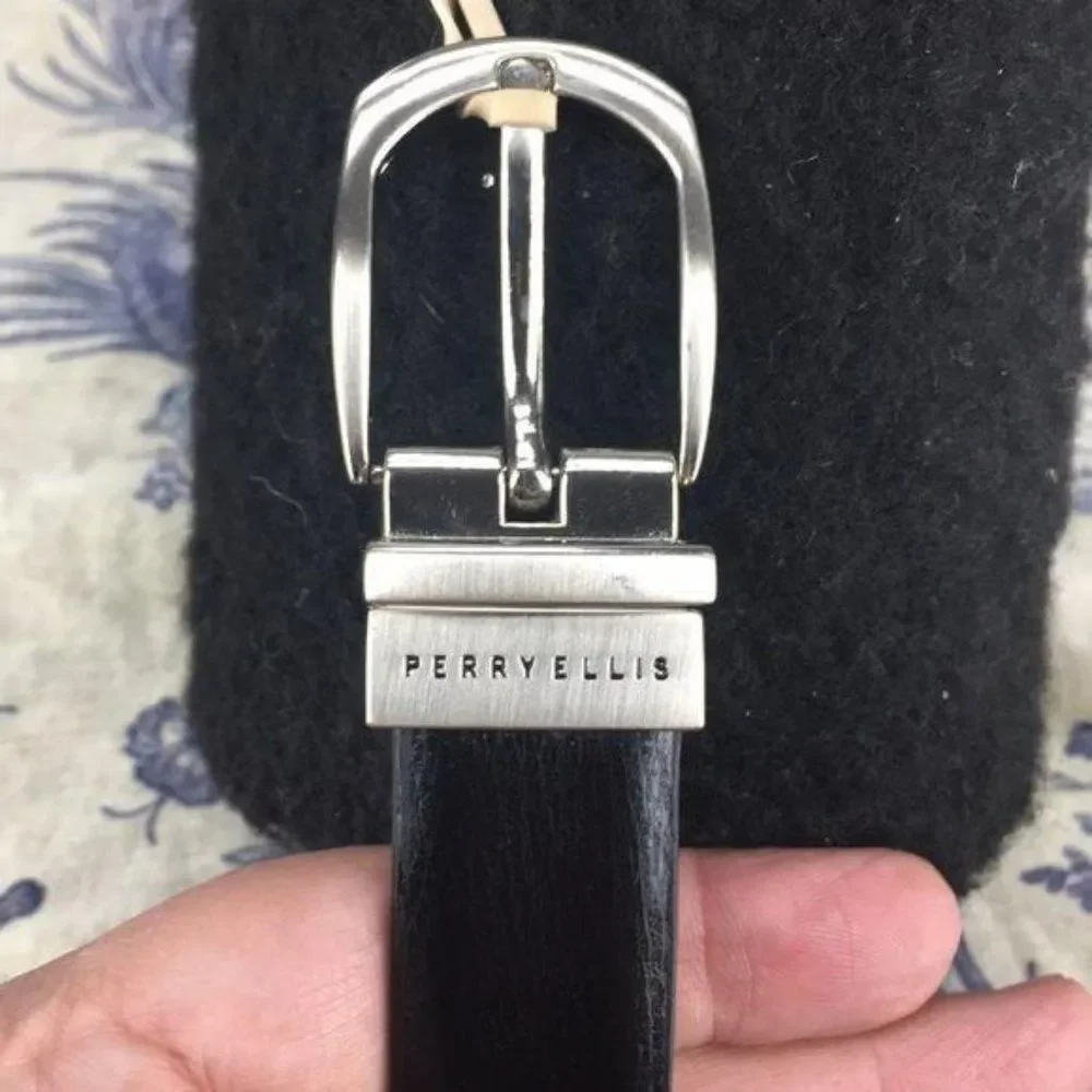 Perry Ellis Black brow‎ reverse Buckle Closure Belt